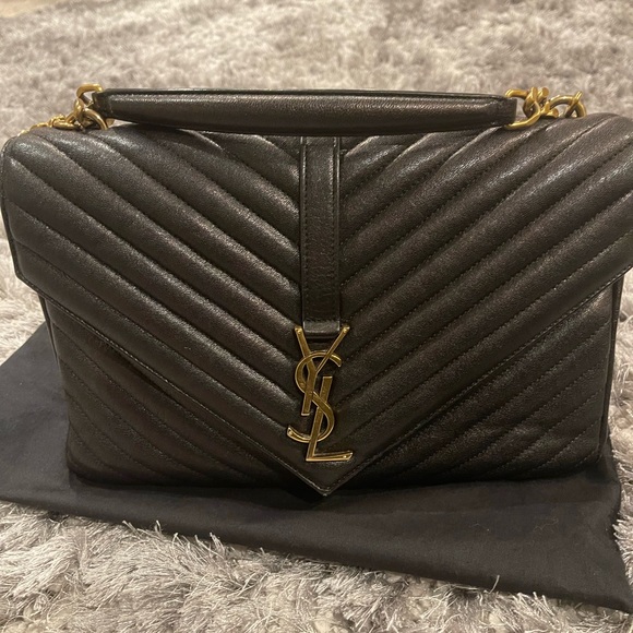 YSL Saint Laurent excellent condition